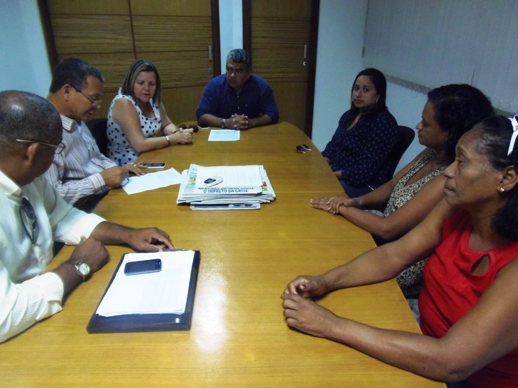Diretores da SMTT reúnem-se com moradores do Santa Maria para ampliação de linhas de ônibus. - SMTT Aracaju